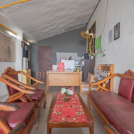 Reddoorz Syariah At Jalan Cilik Riwut Kapuas Hotel Kualakapuas Exterior foto
