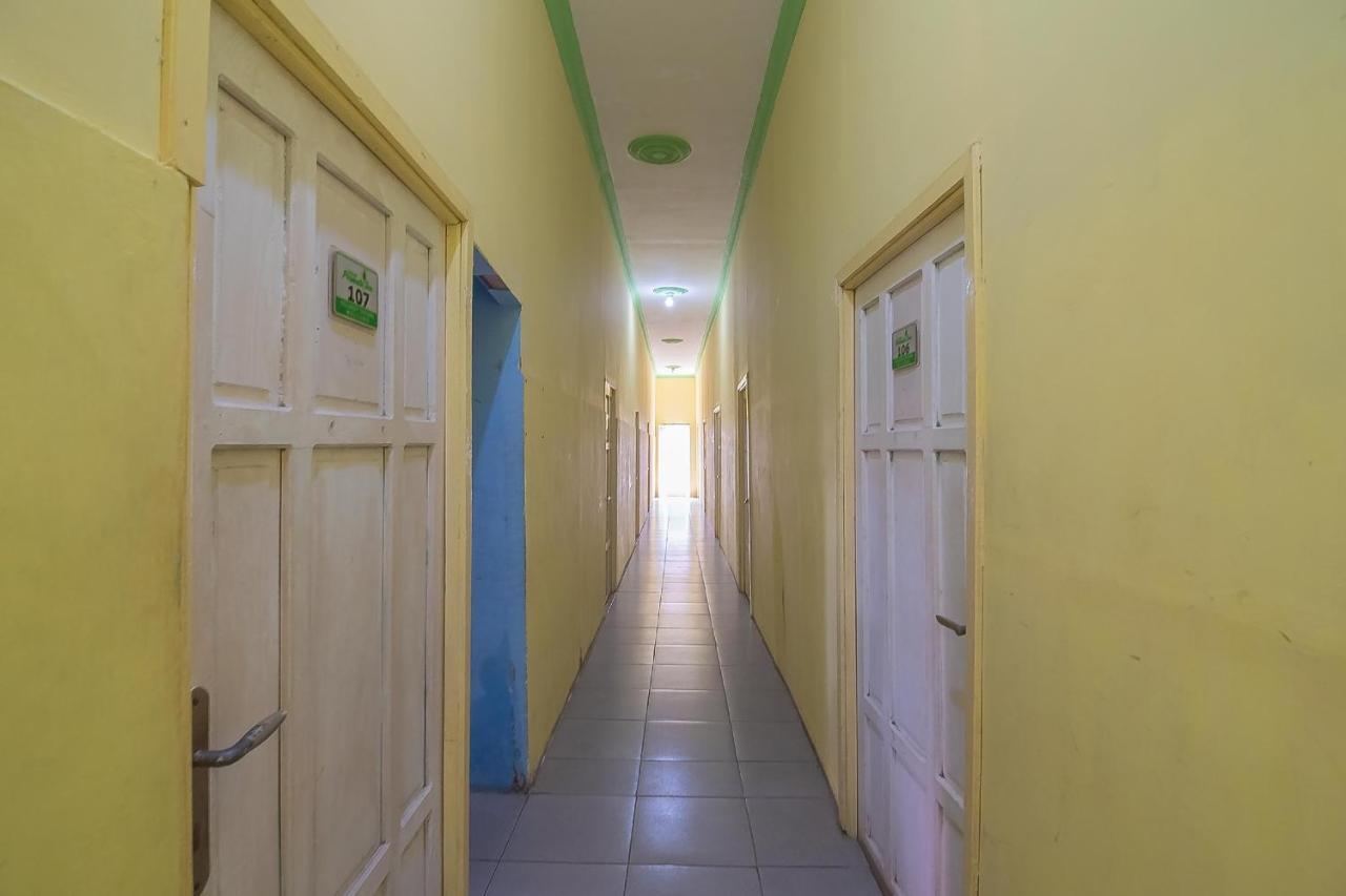 Reddoorz Syariah At Jalan Cilik Riwut Kapuas Hotel Kualakapuas Exterior foto