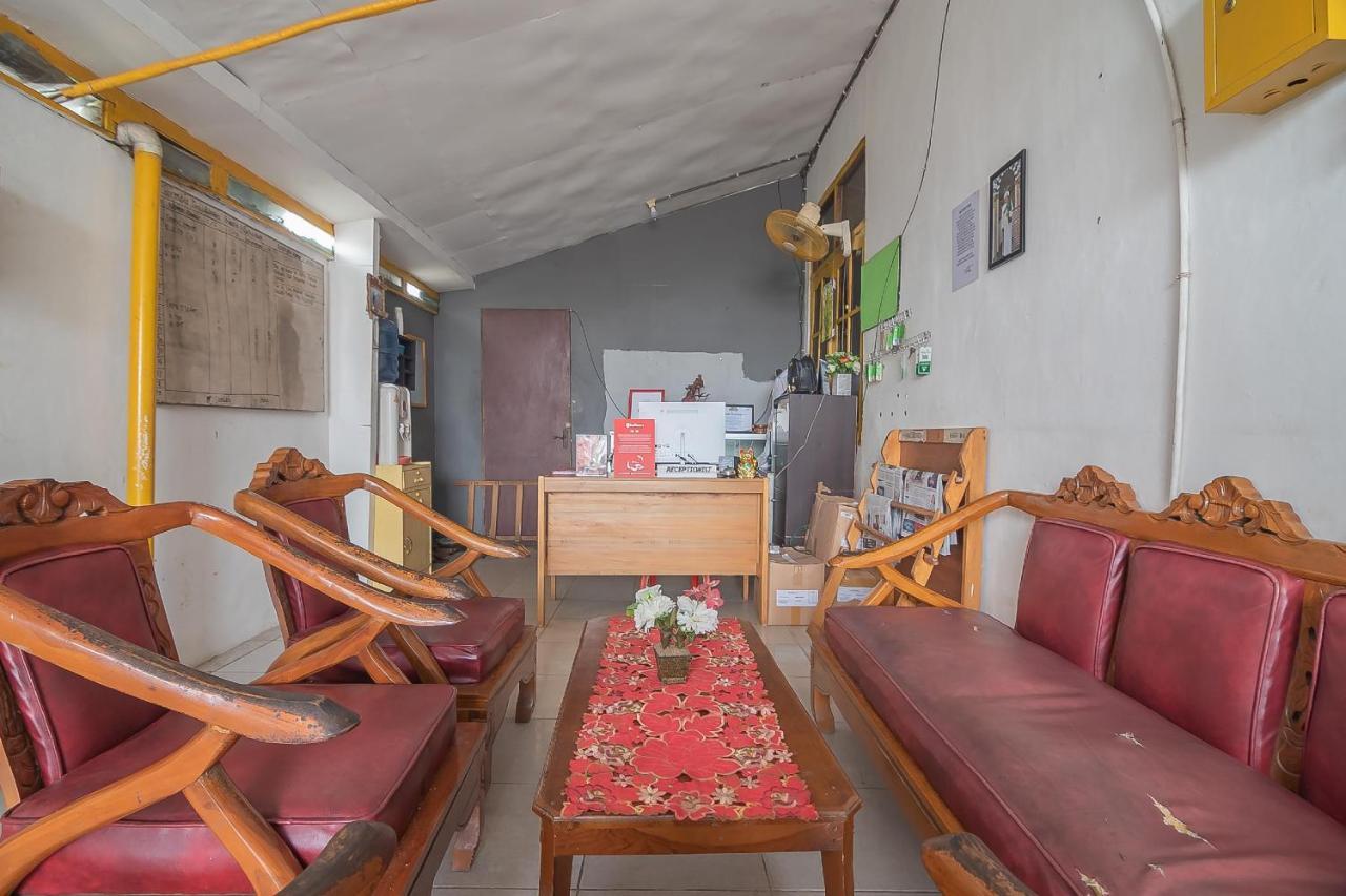 Reddoorz Syariah At Jalan Cilik Riwut Kapuas Hotel Kualakapuas Exterior foto