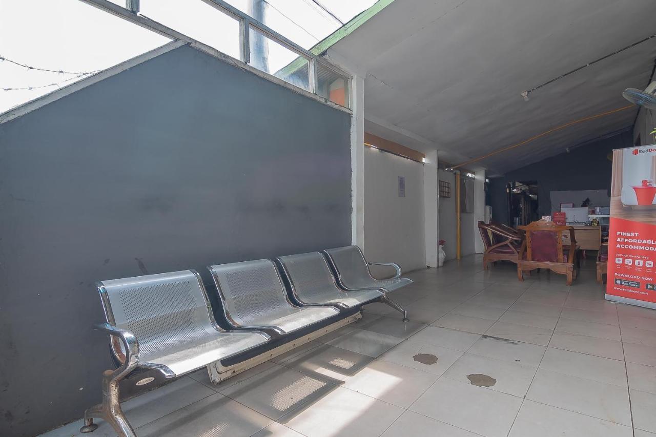 Reddoorz Syariah At Jalan Cilik Riwut Kapuas Hotel Kualakapuas Exterior foto