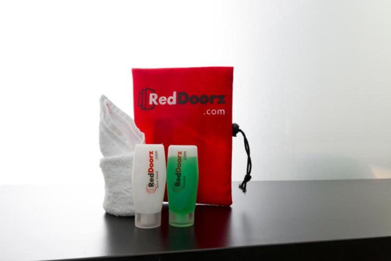 Reddoorz Syariah At Jalan Cilik Riwut Kapuas Hotel Kualakapuas Exterior foto
