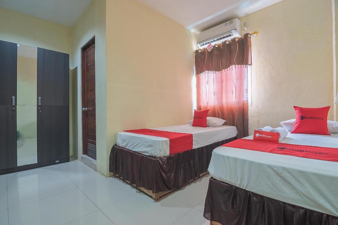Reddoorz Syariah At Jalan Cilik Riwut Kapuas Hotel Kualakapuas Exterior foto