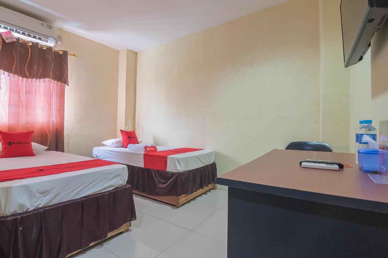 Reddoorz Syariah At Jalan Cilik Riwut Kapuas Hotel Kualakapuas Exterior foto